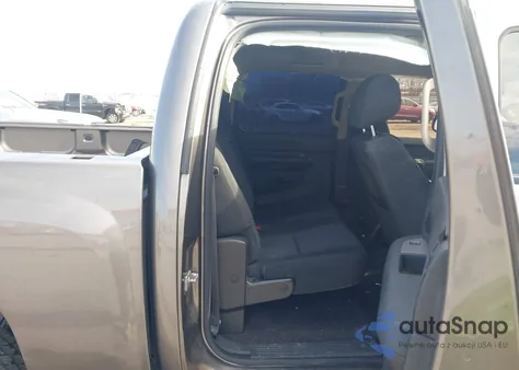 2013 Chevrolet Silverado 1500 Ls z USA, uszkodzony, nr VIN 3GCPCREA7DG130564